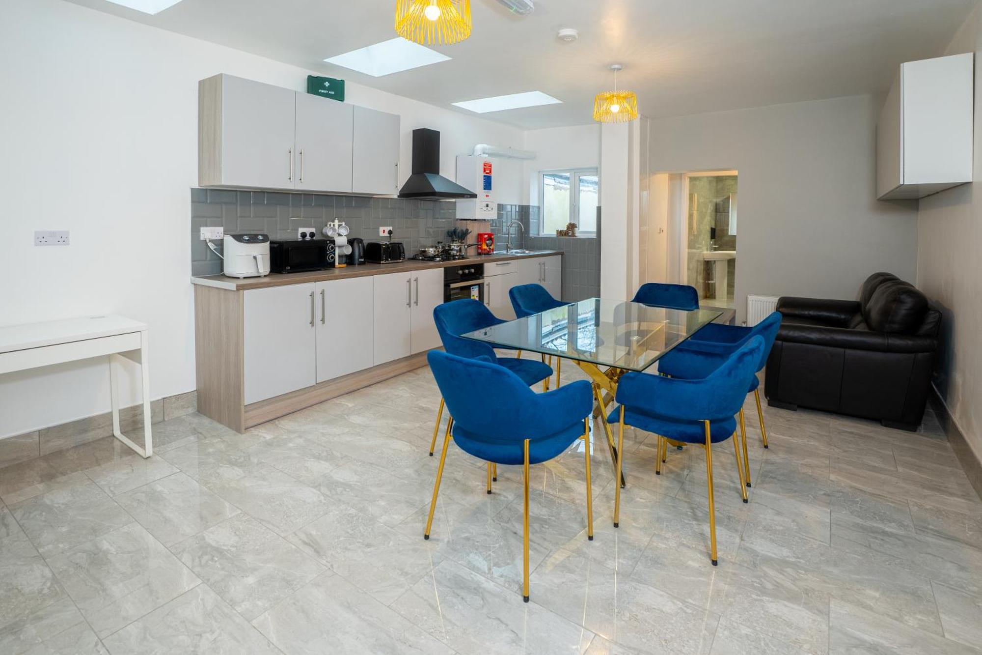 伯明翰 Kunda House Coventry Road酒店 外观 照片
